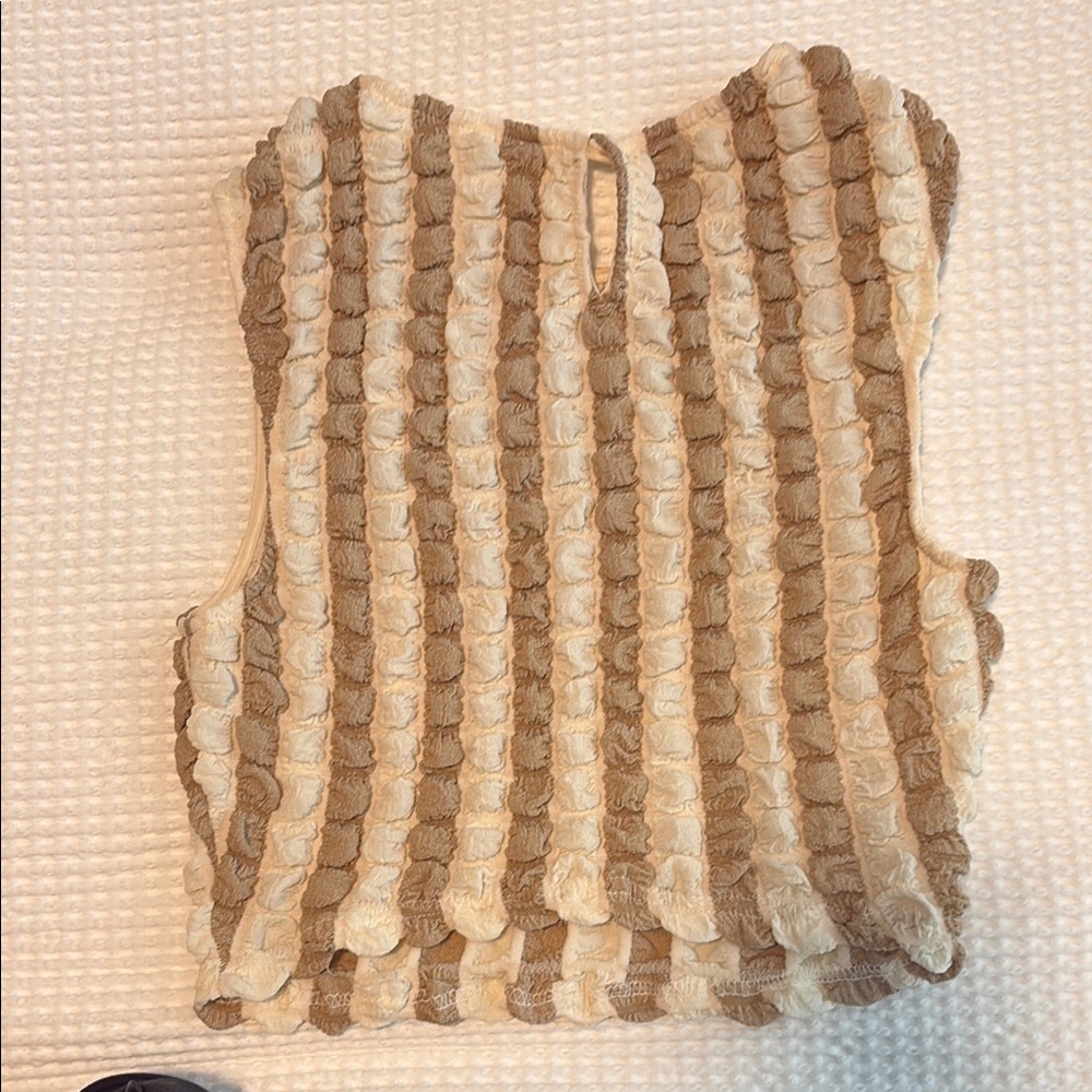 Tan Ribbed Crop Tank Top - Picture 3 of 3